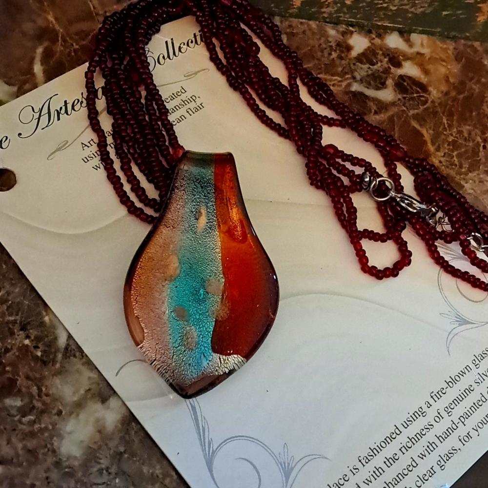 The Artisan collection necklace NWT